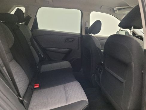 Used 2021 Nissan Rogue S FWD image 19
