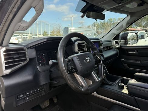 Used 2022 Toyota Tundra SR5 image 10