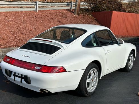 Used 1995 Porsche 911 Carrera image 5