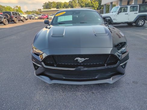 Used 2021 Ford Mustang GT Premium w/ Equipment Group 401A image 3
