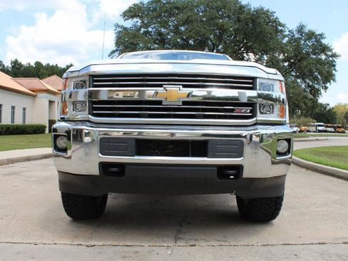 Used 2016 Chevrolet Silverado 2500 LT w/ LT Convenience Package AWD/4WD image 7