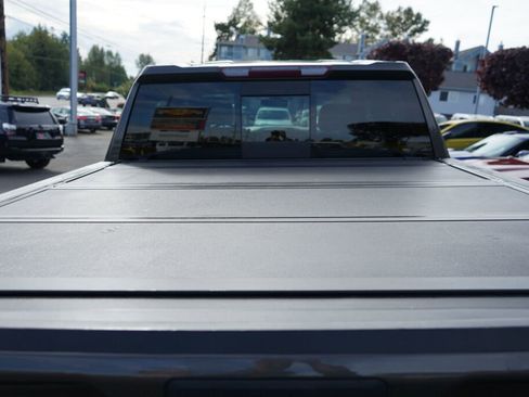 Used 2019 GMC Sierra 1500 AT4 w/ AT4 Premium Package image 5