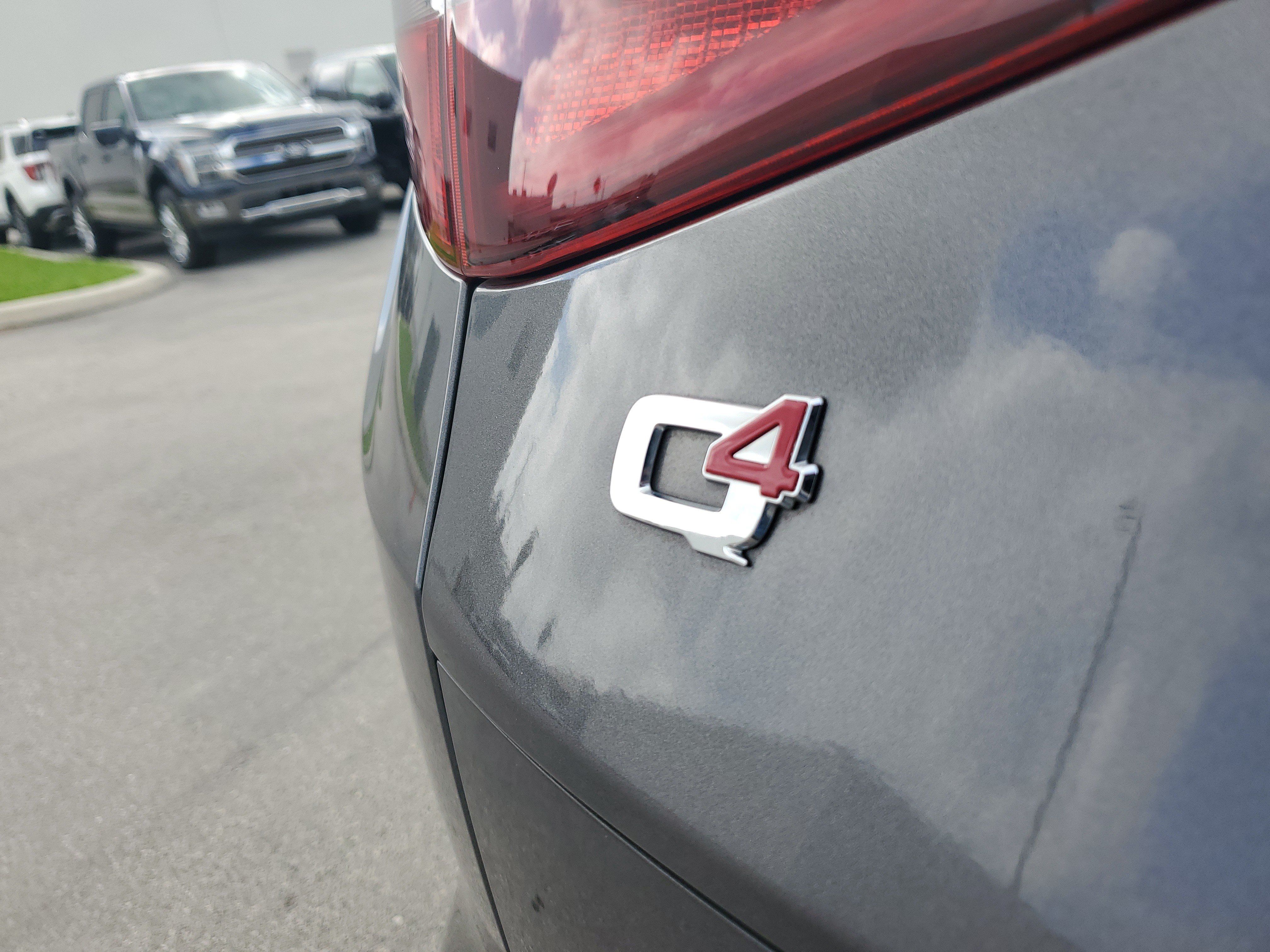 Used 2022 Alfa Romeo Stelvio Sprint AWD/4WD image 32