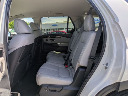 Certified 2025 Honda Pilot EX-L image 28