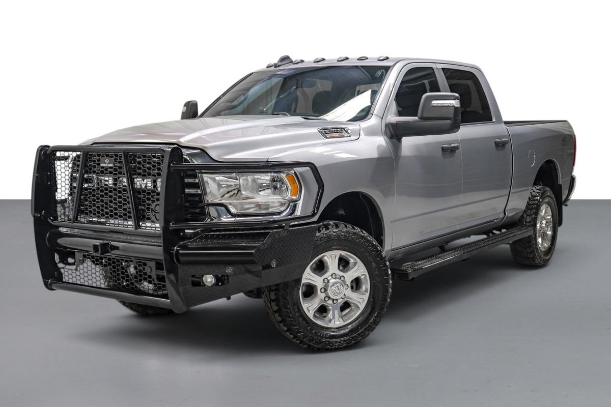 Used 2023 RAM 2500 Big Horn w/ Level 1 Equipment Group AWD/4WD image 4