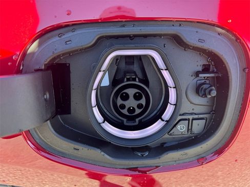 New 2026 Ford Escape SE image 17