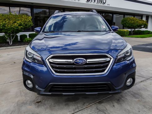 Used 2019 Subaru Outback 2.5i Limited w/ Popular Package #2 AWD/4WD image 3