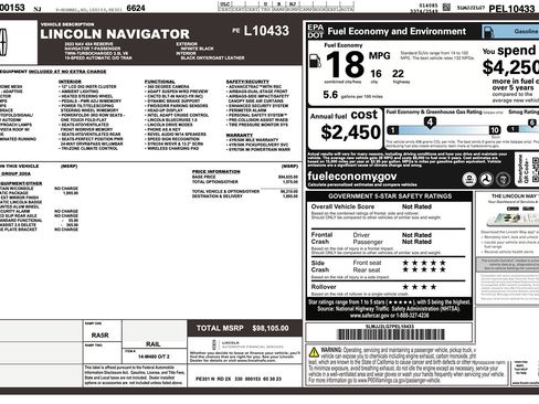 Used 2023 Lincoln Navigator Reserve w/ Monochromatic Package AWD/4WD image 2
