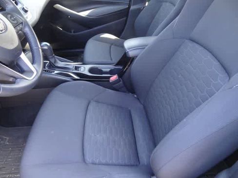 Used 2022 Toyota Corolla SE image 9