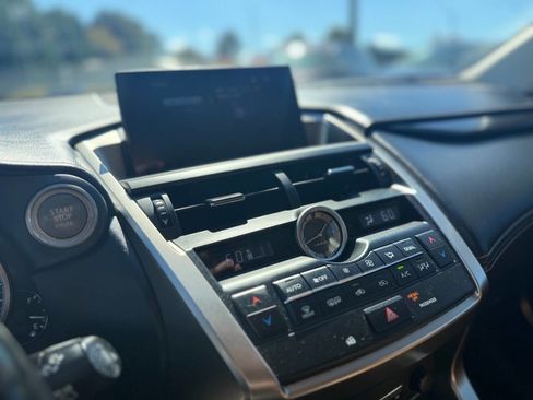 Used 2017 Lexus NX 200t FWD image 17