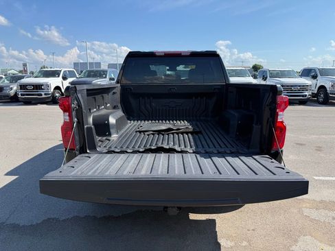 Used 2024 Chevrolet Silverado 1500 LT AWD/4WD image 34