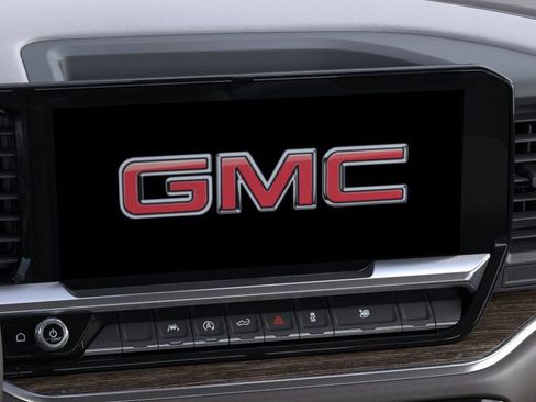 Used 2025 GMC Sierra 1500 SLE image 20