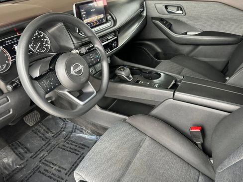 Used 2022 Nissan Rogue SV image 12