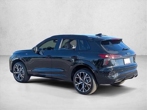 New 2026 Audi Q3 quattro 2.0T AWD/4WD image 7
