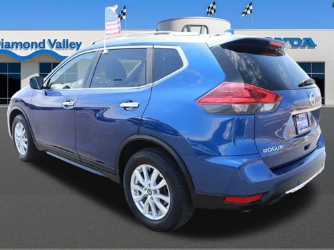 Used 2020 Nissan Rogue SV FWD image 4