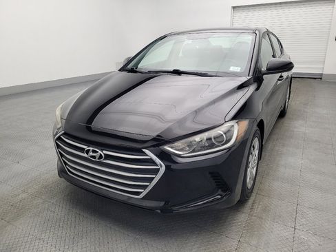 Used 2017 Hyundai Elantra SE image 15