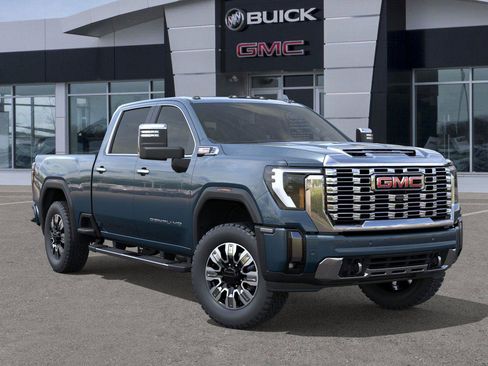 New 2026 GMC Sierra 2500 Denali w/ Denali Reserve Package AWD/4WD image 7