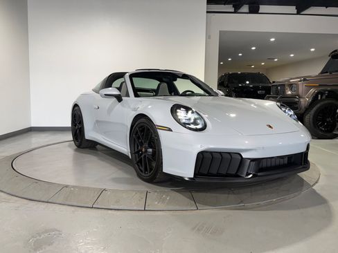 Used 2026 Porsche 911 Targa 4 GTS AWD/4WD image 18