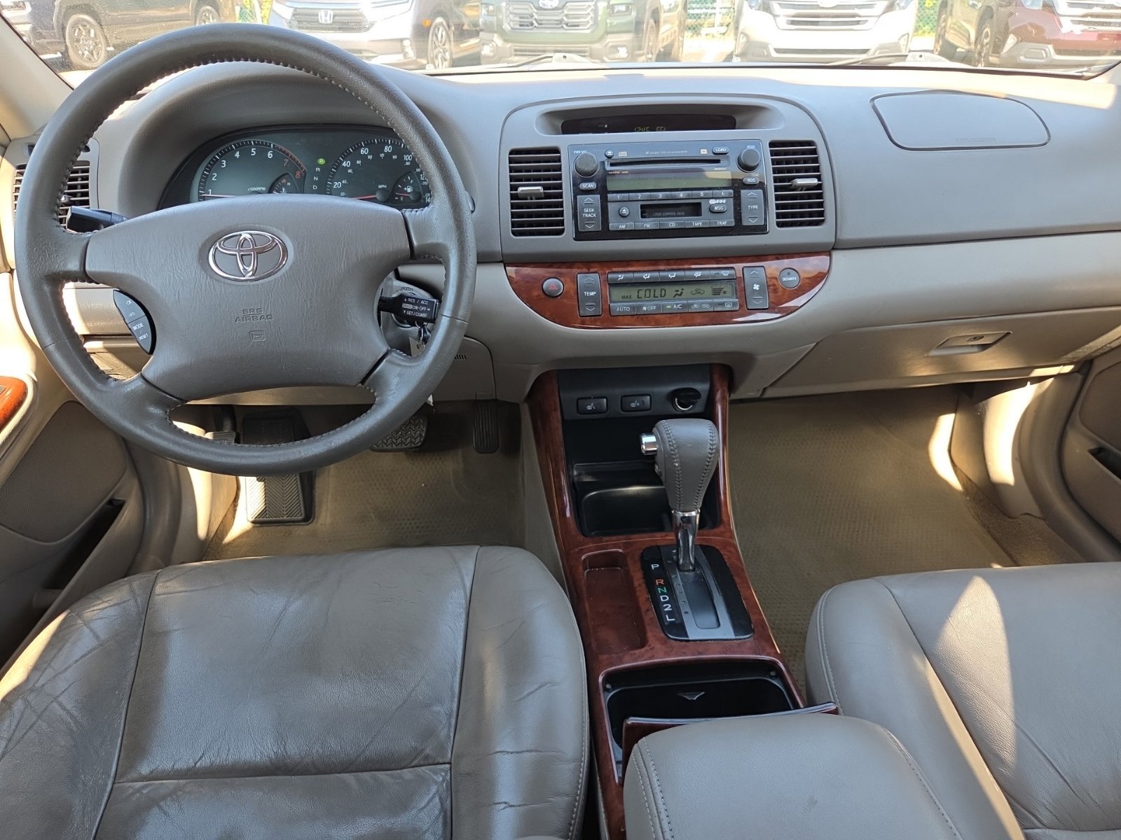 Used 2003 Toyota Camry XLE w/ XLE Premium Plus Pkg FWD image 16