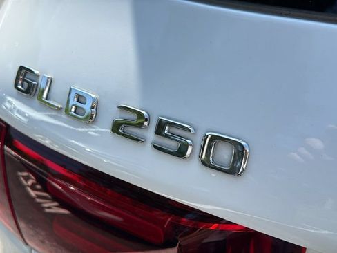 Certified 2026 Mercedes-Benz GLB 250 4MATIC image 17