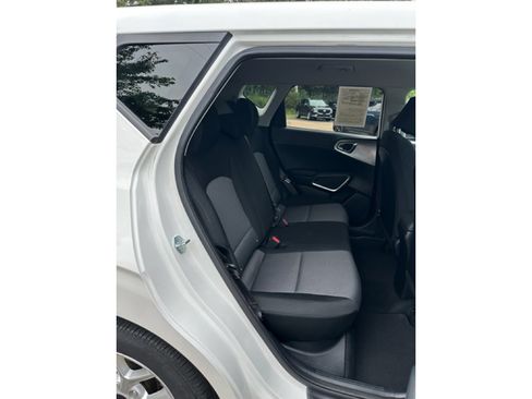Used 2023 Kia Soul LX w/ LX Technology Package image 23