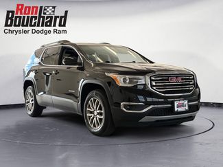 Used 2019 GMC Acadia SLE image 1