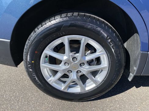 Used 2024 Chevrolet Equinox LT image 18
