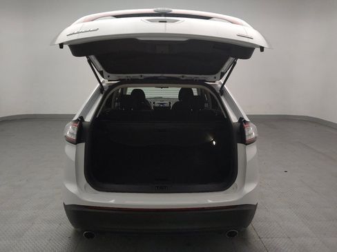 Used 2017 Ford Edge SE FWD image 29