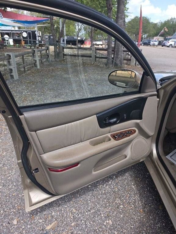 Used 2004 Buick Regal LS FWD image 3