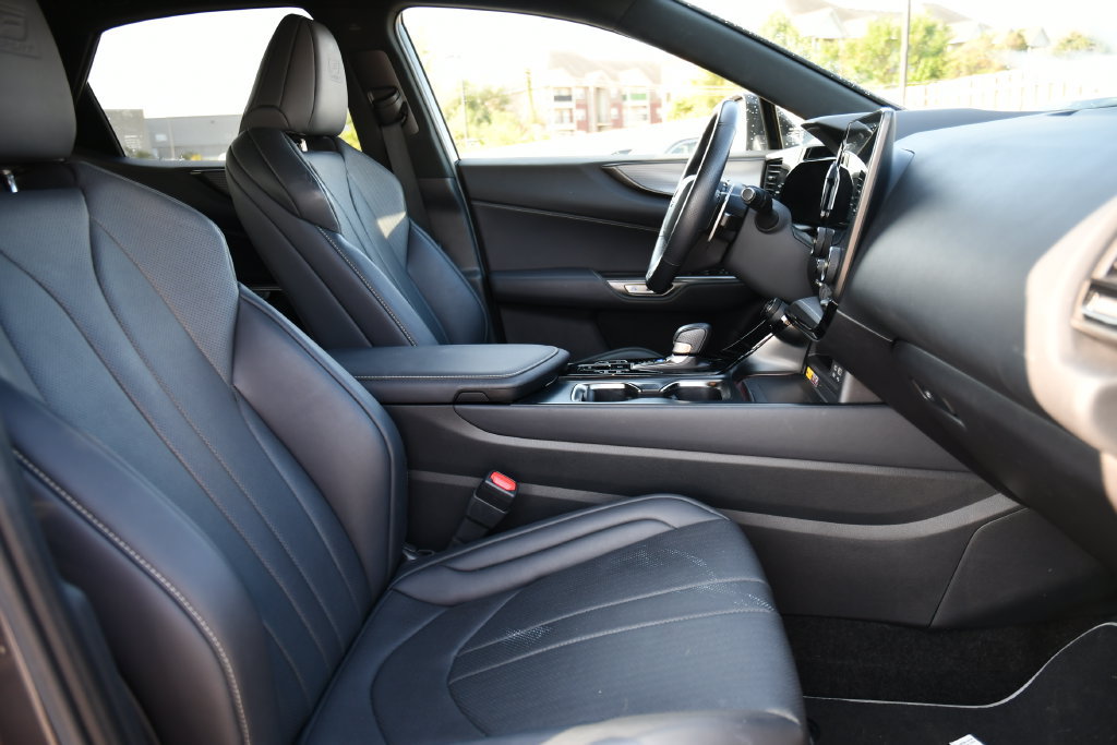 Used 2024 Lexus NX 450h+ F Sport w/ Vision Package AWD/4WD image 34