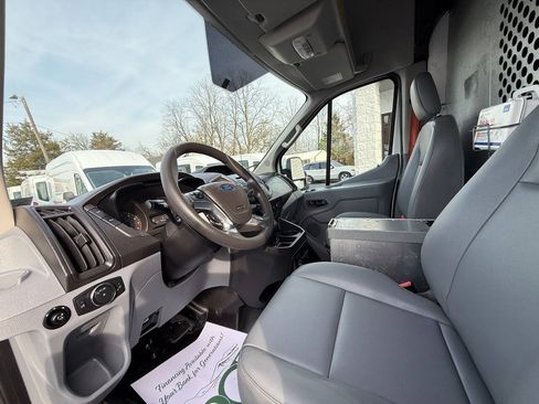 Used 2019 Ford Transit 350 148 High Roof RWD image 5