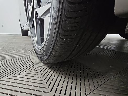 Used 2023 Hyundai Elantra SEL w/ Convenience Package image 43