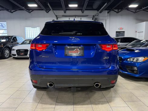 Used 2018 Jaguar F-PACE R-Sport AWD/4WD image 5