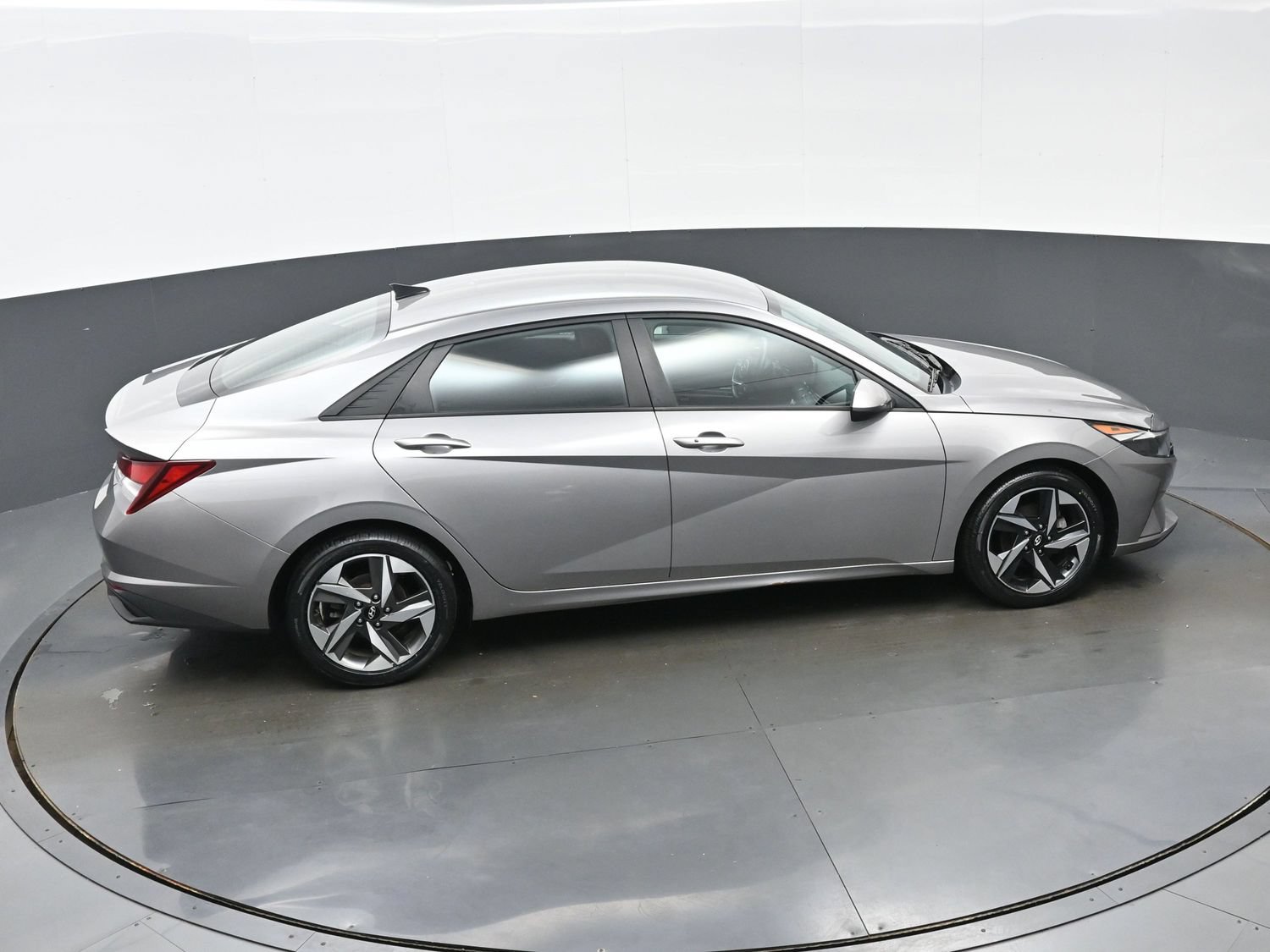 Certified 2023 Hyundai Elantra SEL w/ Convenience Package FWD image 37