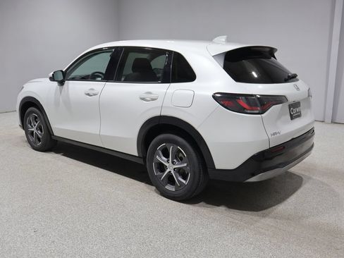 Used 2024 Honda HR-V EX-L image 5