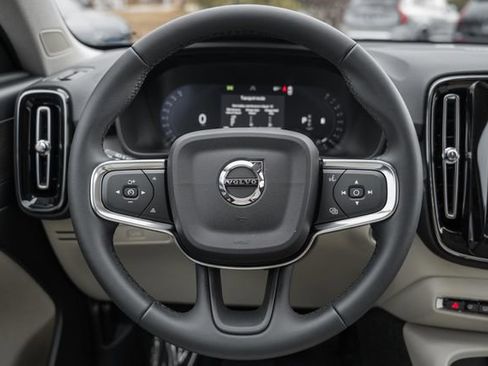 New 2026 Volvo XC40 B5 Ultra w/ Protection Package Premier image 32