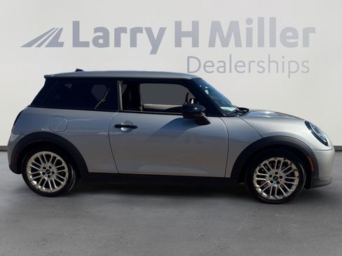 Used 2025 MINI Cooper S image 6