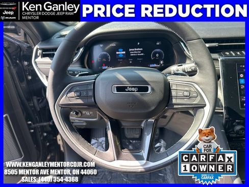 Used 2023 Jeep Grand Cherokee Altitude AWD/4WD image 15