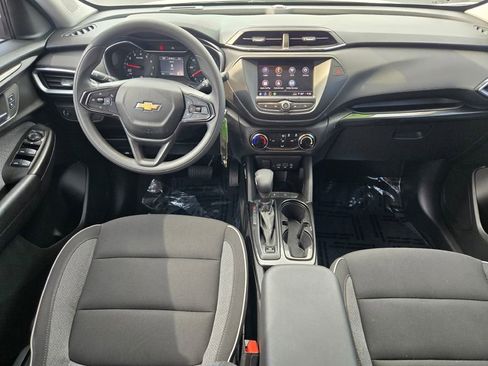 Used 2022 Chevrolet TrailBlazer LS image 16