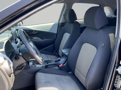 Used 2020 Hyundai Kona SE FWD image 25