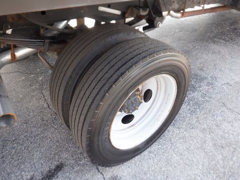 Used 2022 Ford F450 XL w/ Power Equipment Group image 8