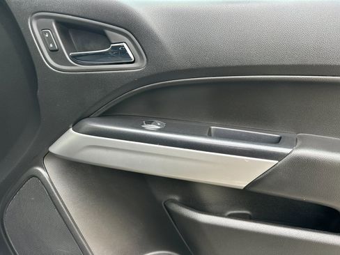 Used 2020 Chevrolet Colorado LT w/ LT Convenience Package image 18