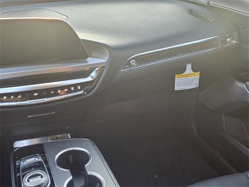 New 2026 Cadillac Lyriq V image 19