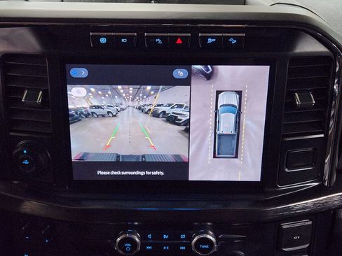 Used 2024 Ford F350 Lariat w/ Lariat Ultimate Package image 37