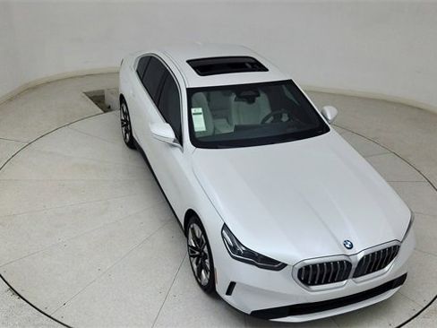 Used 2026 BMW 540i xDrive image 76