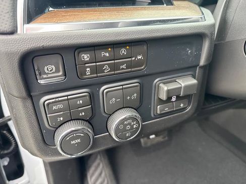 New 2026 Chevrolet Tahoe High Country image 11