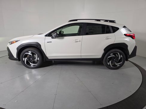 New 2026 Subaru Crosstrek 2.5i Limited w/ Convenience Package AWD/4WD image 2