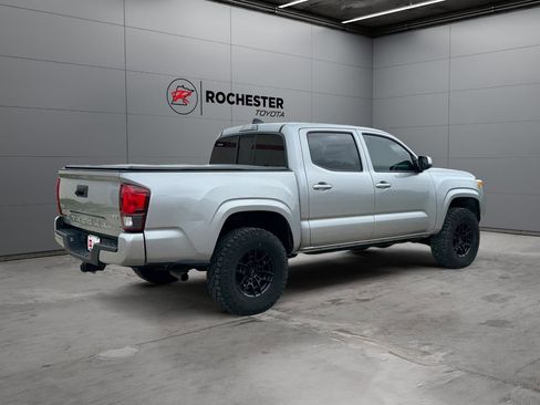 Certified 2021 Toyota Tacoma SR AWD/4WD image 5