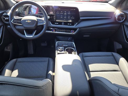 New 2026 Chevrolet Equinox LT w/ Convenience Package II image 7