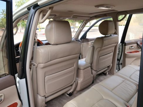 Used 2001 Lexus LX 470 4WD image 19